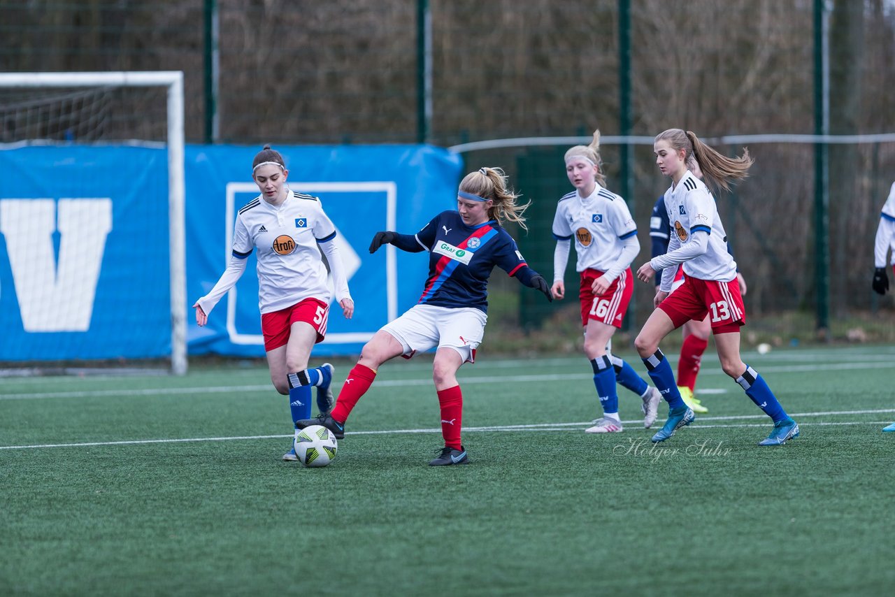 Bild 168 - wBJ HSV - F Holstein Kiel : Ergebnis: 0:6